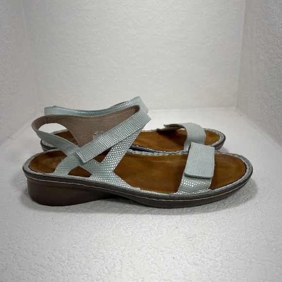 NOAT Shoes - NOAT adjustable strap open‎ toe sandal size 40